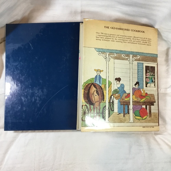 Food & Wine Chicken Collection and Old Fashion Cookbook, over 600 pages of recip - Picture 2 of 4